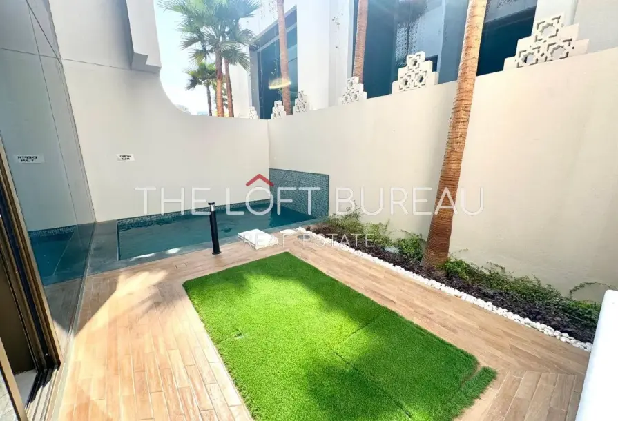 Giardino Gardens | Luxury 5BR Villa with Private Pool-4