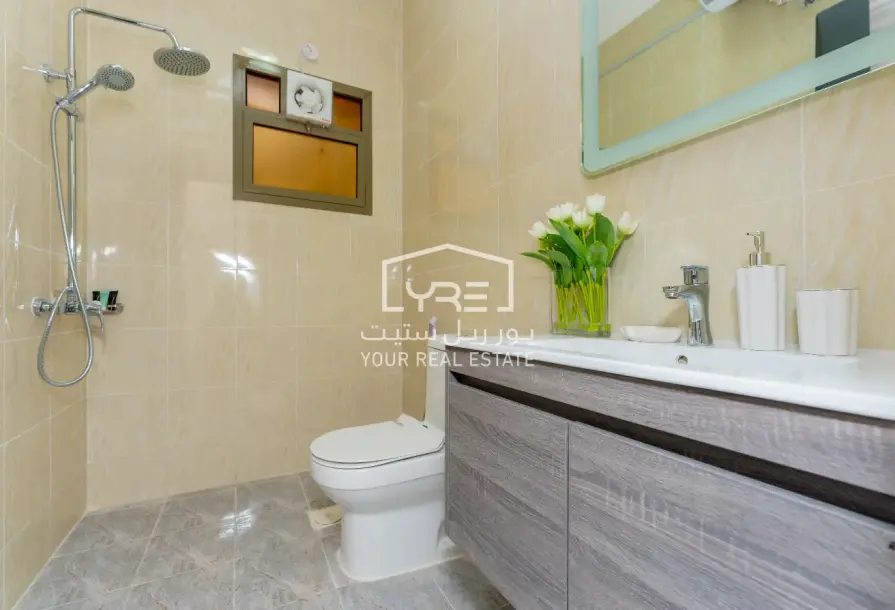 Al Wukair | Affordable 4BR Villa – No Commission-14