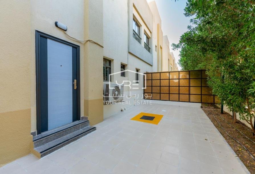 Al Wukair | Affordable 4BR Villa – No Commission-18