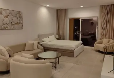 Darvesta | Spacious Studio Apartment – Viva Bahriya, The Pearl