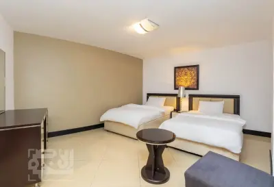 Beverly Hills Tower | Furnished 3BR Duplex – Bills Included