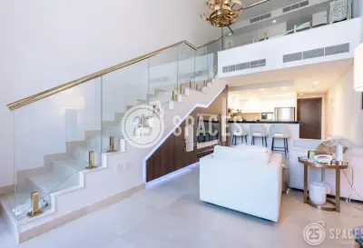 One-Bedroom Loft | Balcony with Garden View