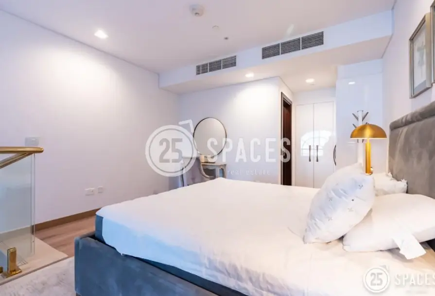One-Bedroom Loft | Balcony with Garden View-8