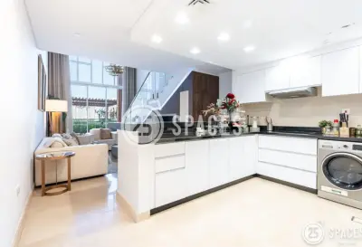 One-Bedroom Loft | Balcony with Garden View