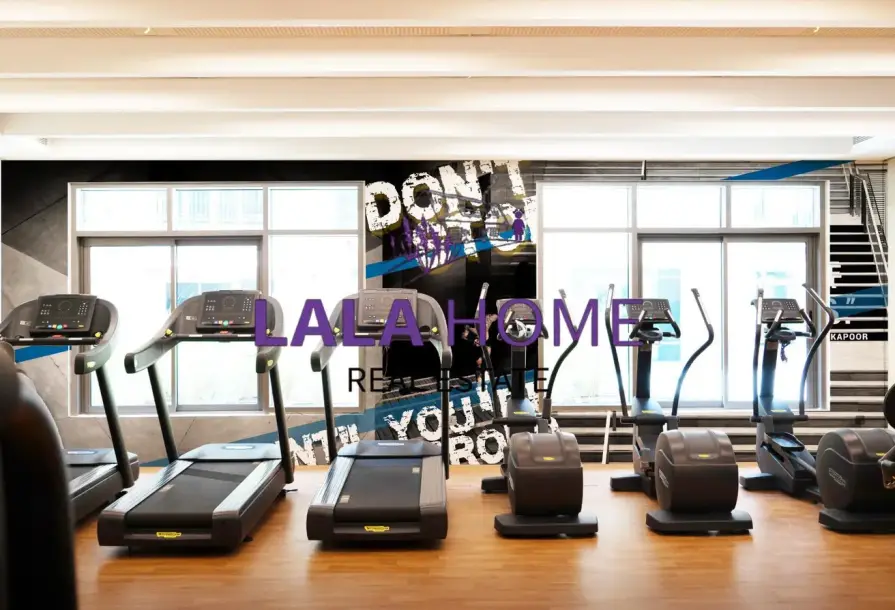 Abraj Bay | Elegant 2BR + Maid Duplex with Terrace-7