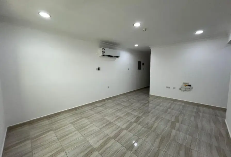 Spacious 3BR Duplex Apartment | Rooftop Access | Al Wakrah-1