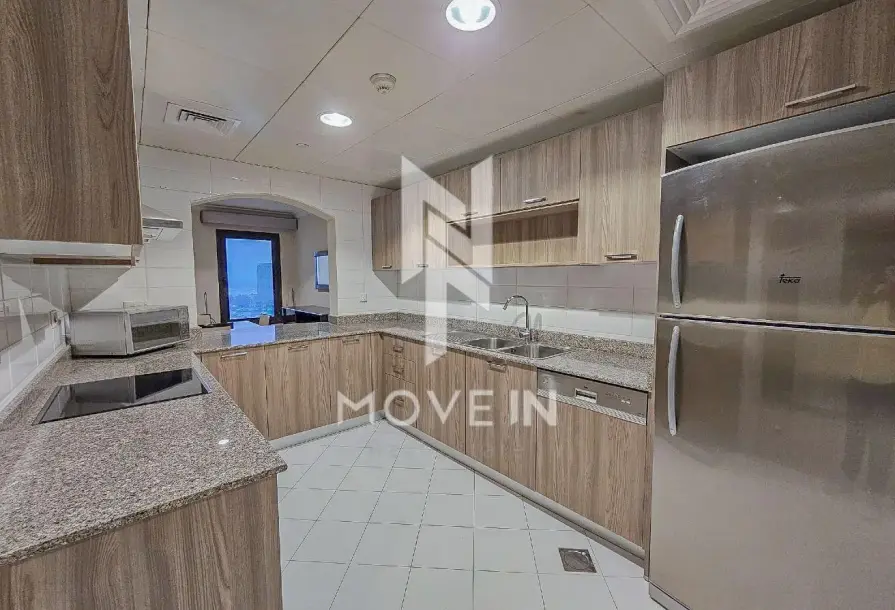 Darvesta | Furnished 2BR Marina View – Porto Arabia-9