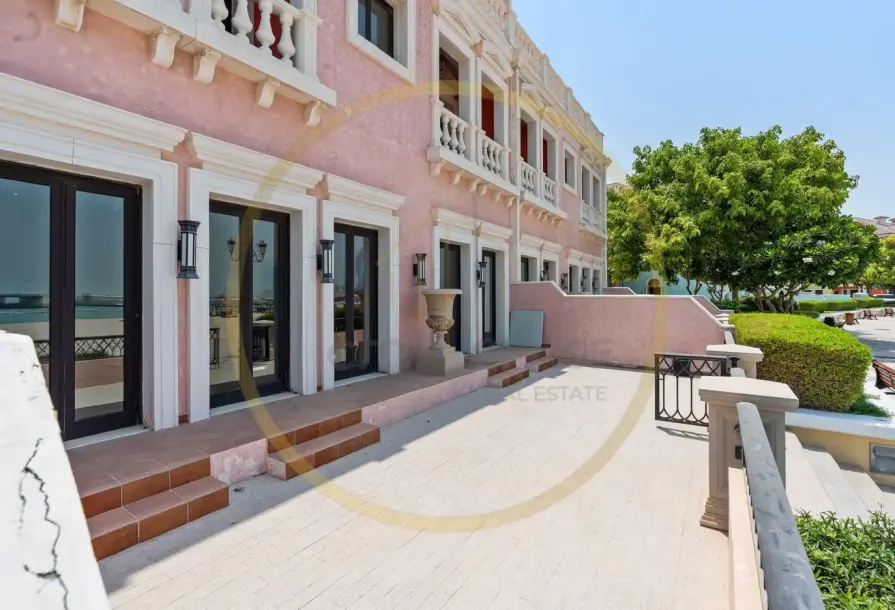 VIP Beachfront Townhouse | Qanat Quartier-1