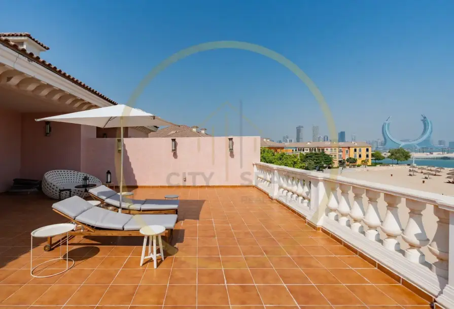 VIP Beachfront Townhouse | Qanat Quartier-8