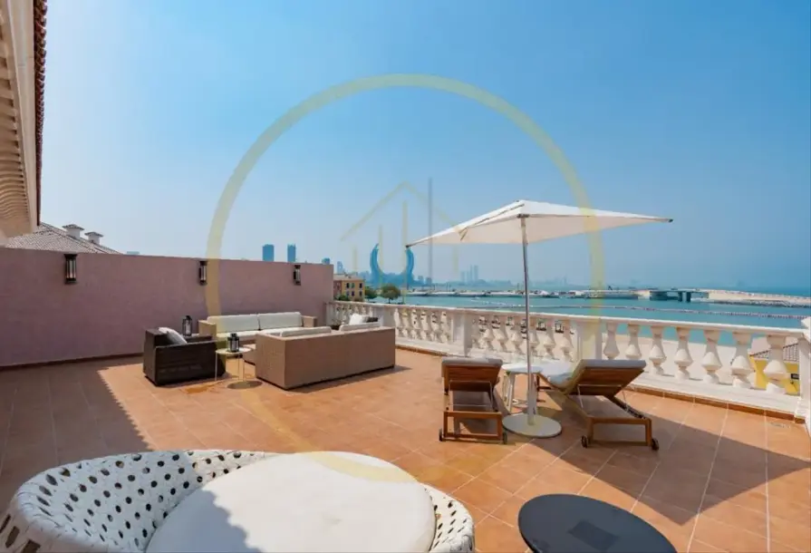 VIP Beachfront Townhouse | Qanat Quartier-9