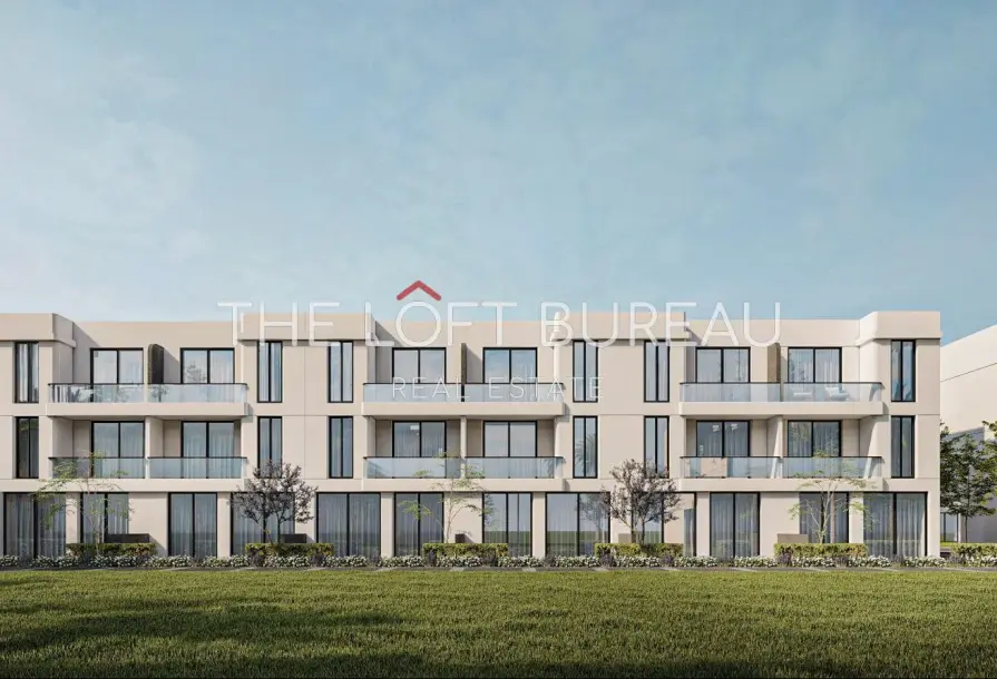 Garden View 3BR Townhouse | Qetaifan Island North-0