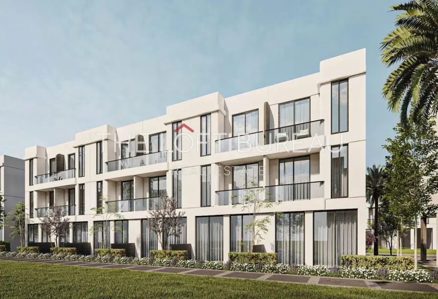 Garden View 3BR Townhouse | Qetaifan Island North-1