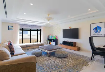 On Sale | Charming 4-Bedroom Townhouse