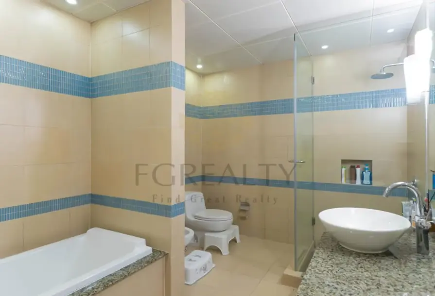 On Sale | Charming 4-Bedroom Townhouse-10