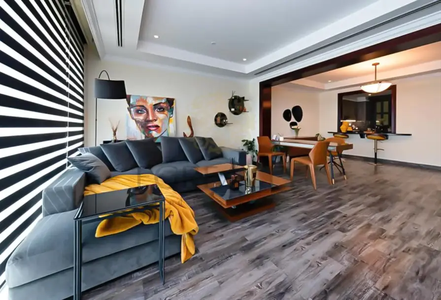 Marina View Townhouse | Stylish 1BR | Porto Arabia-0