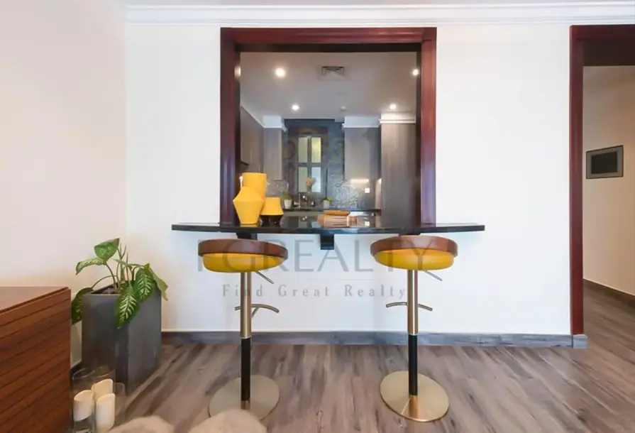 Marina View Townhouse | Stylish 1BR | Porto Arabia-7