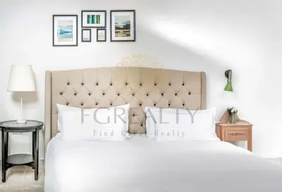 Extravagant 1BR Townhouse | Porto Arabia