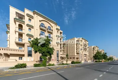 Darvesta | Modern 2BHK Apartment with Bills Included – Fox Hills