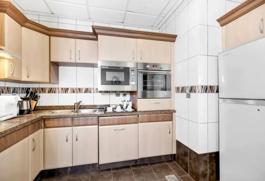 Darvesta | 1BR Luxury Beachfront Suites – West Bay-6