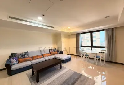 Spacious 1BR with Balcony | Porto Arabia