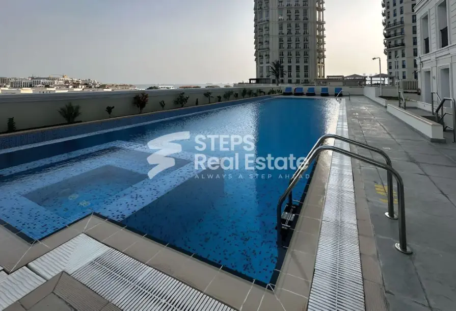 2BR Luxury Apartment | Floresta Gardens-14