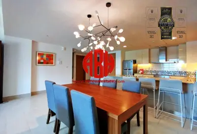 Beachfront Townhouse | Viva Bahriya