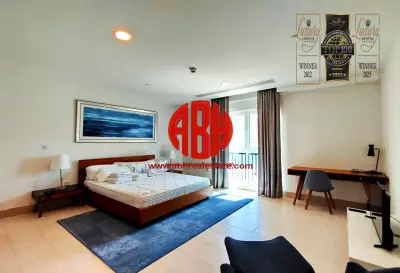 Beachfront Townhouse | Viva Bahriya