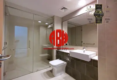 Beachfront Townhouse | Viva Bahriya