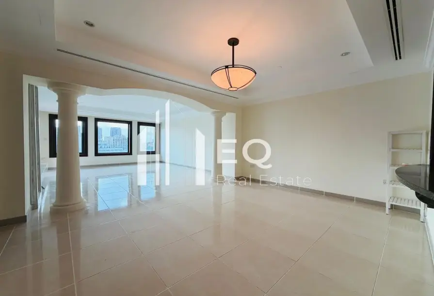 Marina Luxe 2BR Townhouse | Porto Arabia-2