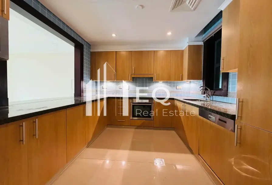 Marina Luxe 2BR Townhouse | Porto Arabia-11