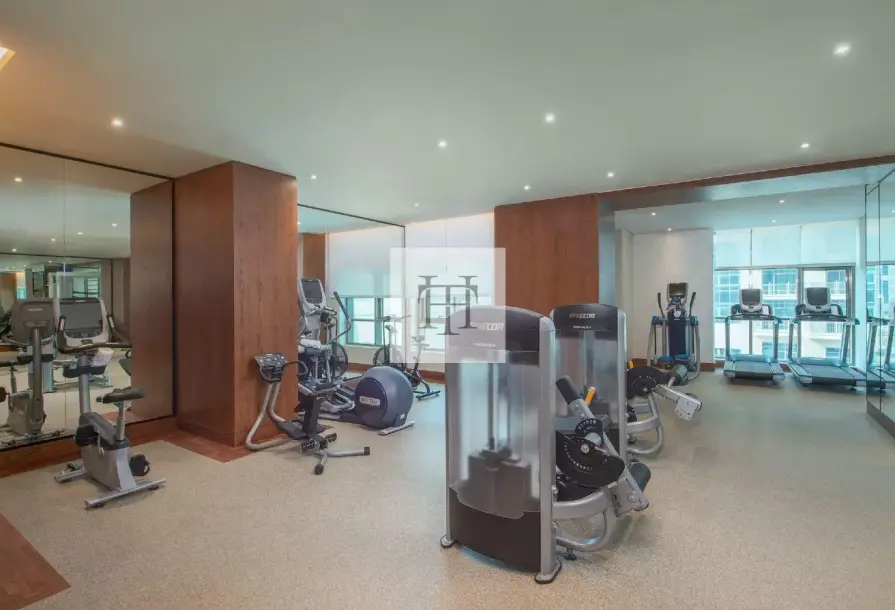 Hilton Serviced 2BR Townhouse | Bills Included | No Commission-12