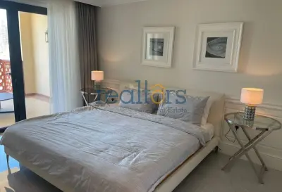 Pearl Vista | Luxury 2BR Waterfront Townhouse