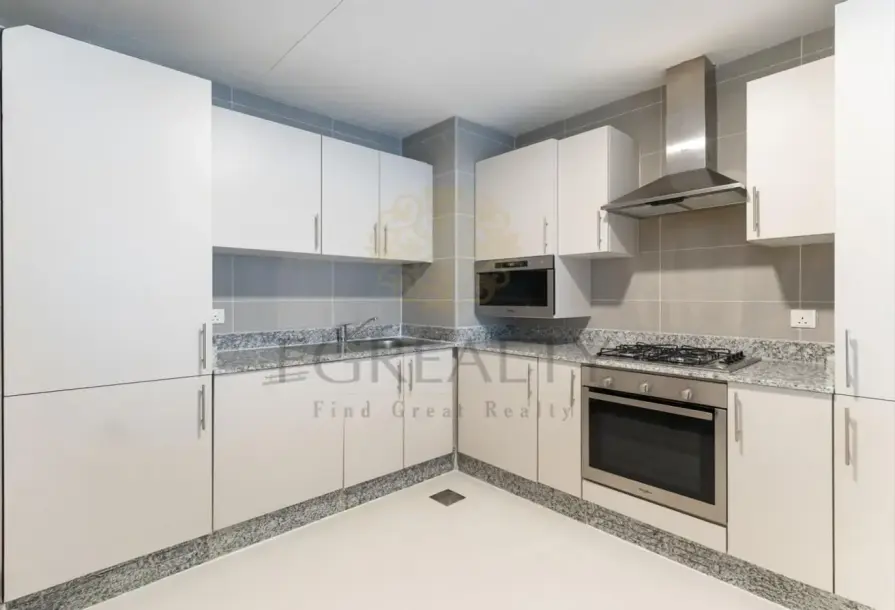 All-Inclusive Luxury 1BR in Lusail-5