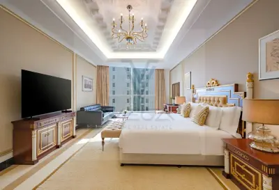 Luxury 3BR Duplex Penthouse | West Bay | No Commission