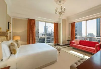 Signature Living | Luxurious 2BR Suites in West Bay