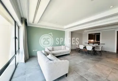 Darvesta | Renovated 1BR Marina-View Townhome