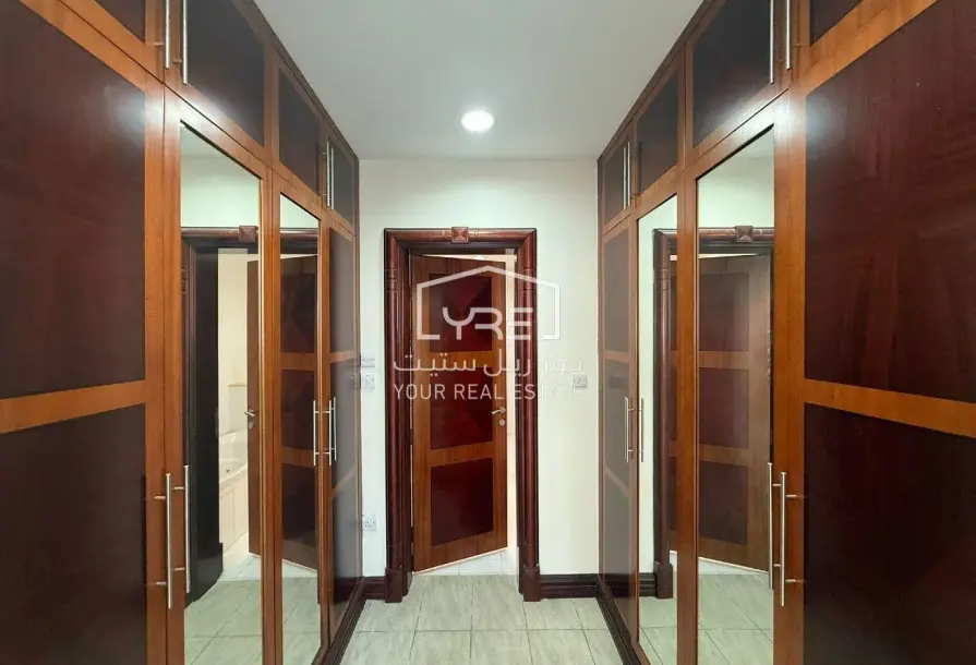 Grand 5BR Family Villa with Private Garden | West Bay – Darvesta-11