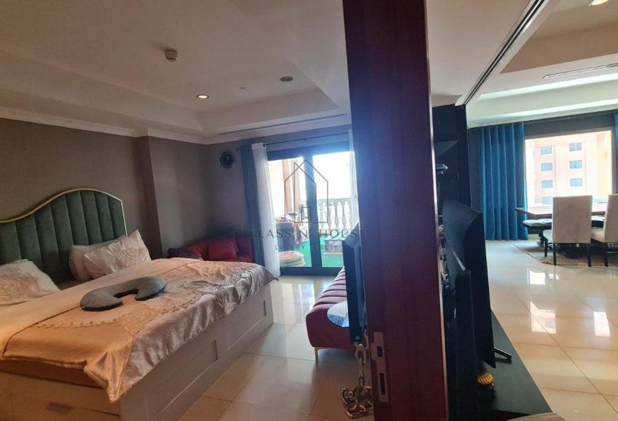 Darvesta Canal View 2BR | Porto Arabia-11
