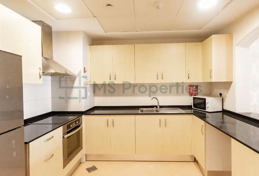 1BR + Office with Balcony | Porto Arabia – Darvesta-12