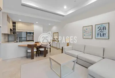 Renovated 1BR Marina View Apartment | Darvesta