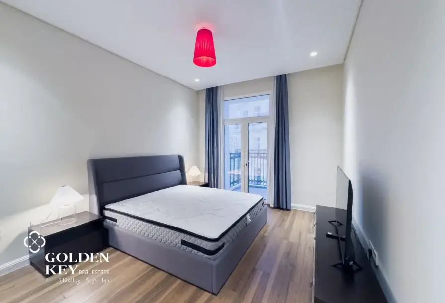 Modern 2BR+Maid Apartment | Floresta Gardens, The Pearl | Bills Included-4