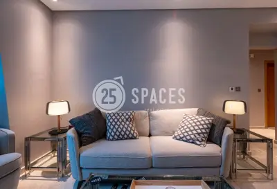 Renovated 2BR Luxury Apartment | Zig Zag – Darvesta