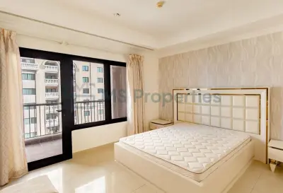 1BR + Office with Balcony | Porto Arabia – Darvesta