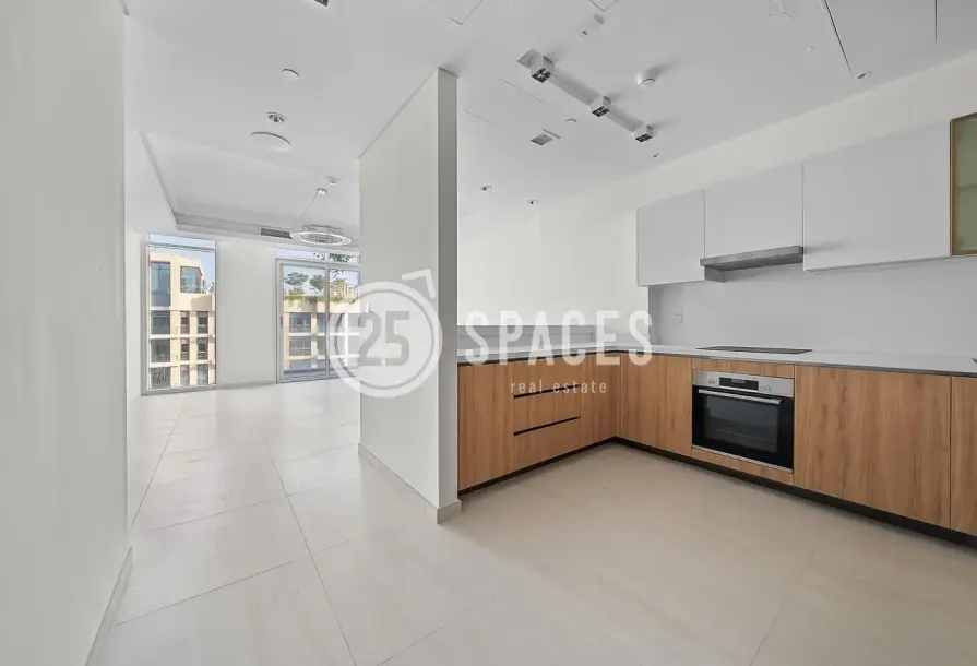 Darvesta Gewan Island | 1BR Crystal Walk View Residence-5
