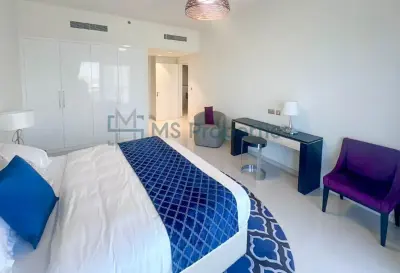 Darvesta | Cozy 2BR Sea-View Apartment