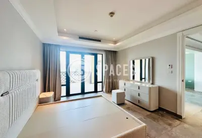 Darvesta | Renovated 1BR Marina-View Townhome