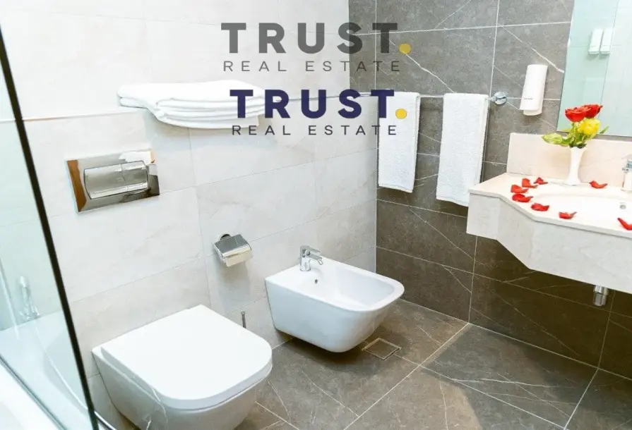 West Bay 1BR | Bills Included | Infinity Pool | Darvesta-6