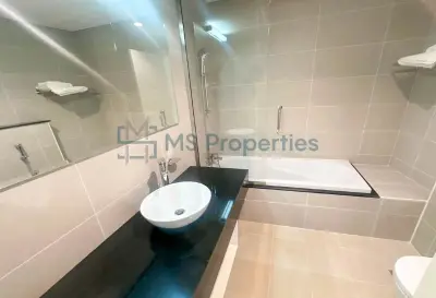 Darvesta | Cozy 2BR Sea-View Apartment